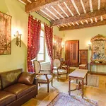 Meouilles Chateau Sleeps 16 Pool Wifi *