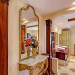 Holiday home Meouilles Chateau Sleeps 16 Pool Wifi *
