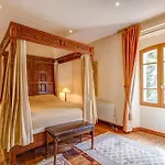 Meouilles Chateau Sleeps 16 Pool Wifi *