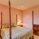 Meouilles Chateau Sleeps 16 Pool Wifi Holiday home Saint-Andre-les-Alpes