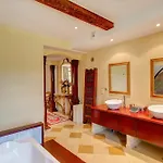Meouilles Chateau Sleeps 16 Pool Wifi * Saint-Andre-les-Alpes