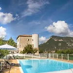 Meouilles Chateau Sleeps 16 Pool Wifi