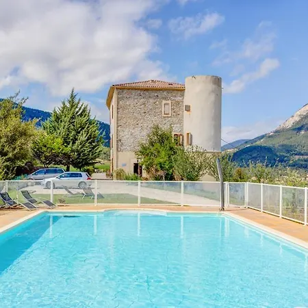 Meouilles Chateau Sleeps 16 Pool Wifi 度假居 *