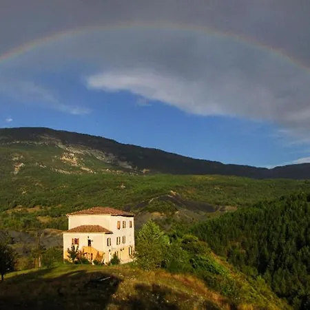 Meouilles Chateau Sleeps 16 Pool Wifi *
